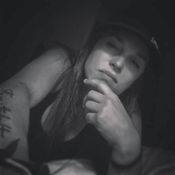 Meet your Posher, Jessica - Picture 1 of 1